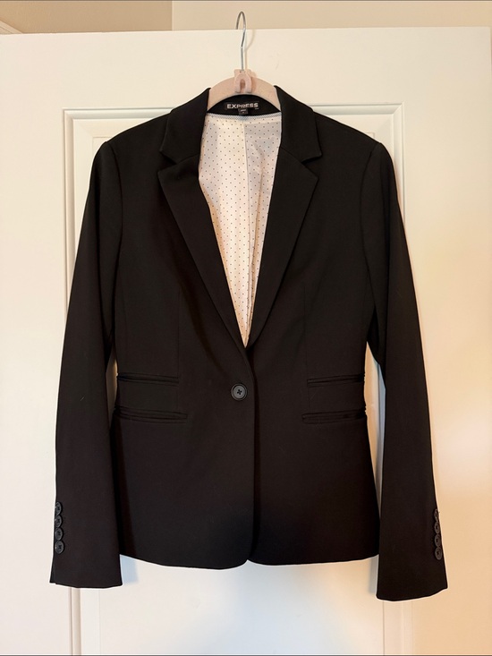 Express Jackets & Blazers - Express Women's Black Tailored One-Button Blazer
